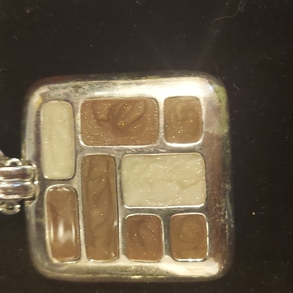 𝅺KC MARKED JEWELRY  PENDANT AND EARRINGS